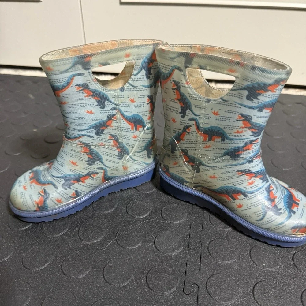 UGG RARE Little Kids Toddler Rahjee Desert Dino Rain Boots, size 6